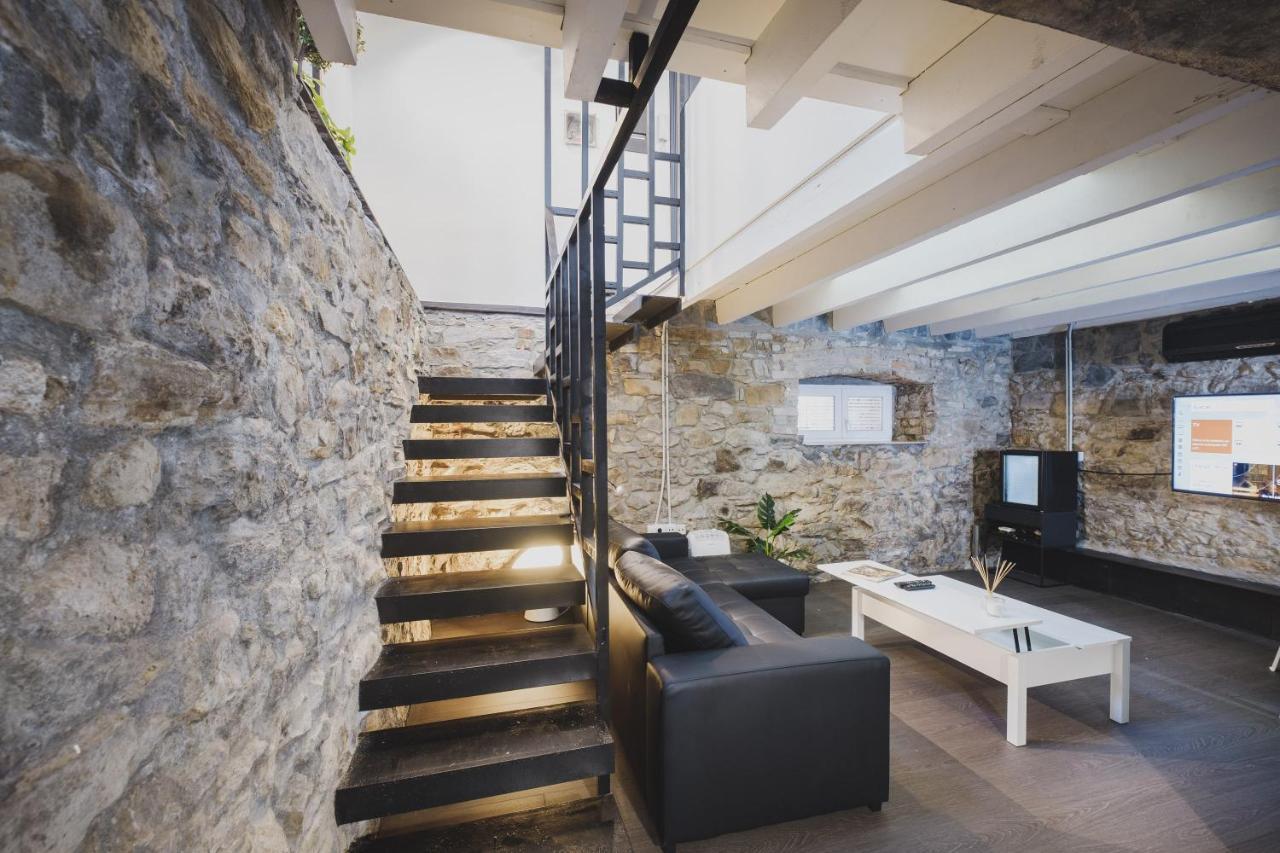 Duplex Con Diseno Perfecto Para Teletrabajar Y Cerca Del Metro Bilbao Exterior photo